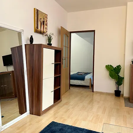 Apartmán Adm Spacious In Center - Wifi, Coffee, Ac *